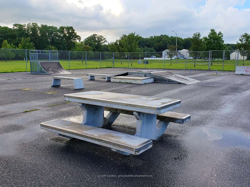 Deerwood Park Skatepark (closed)