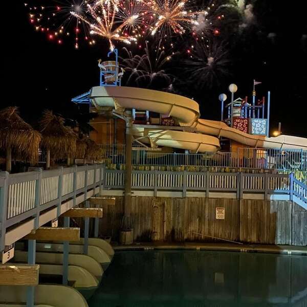 Thundering Surf Waterpark